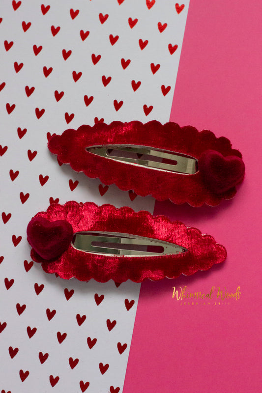 3" Scalloped Snap Red Velvet Heart